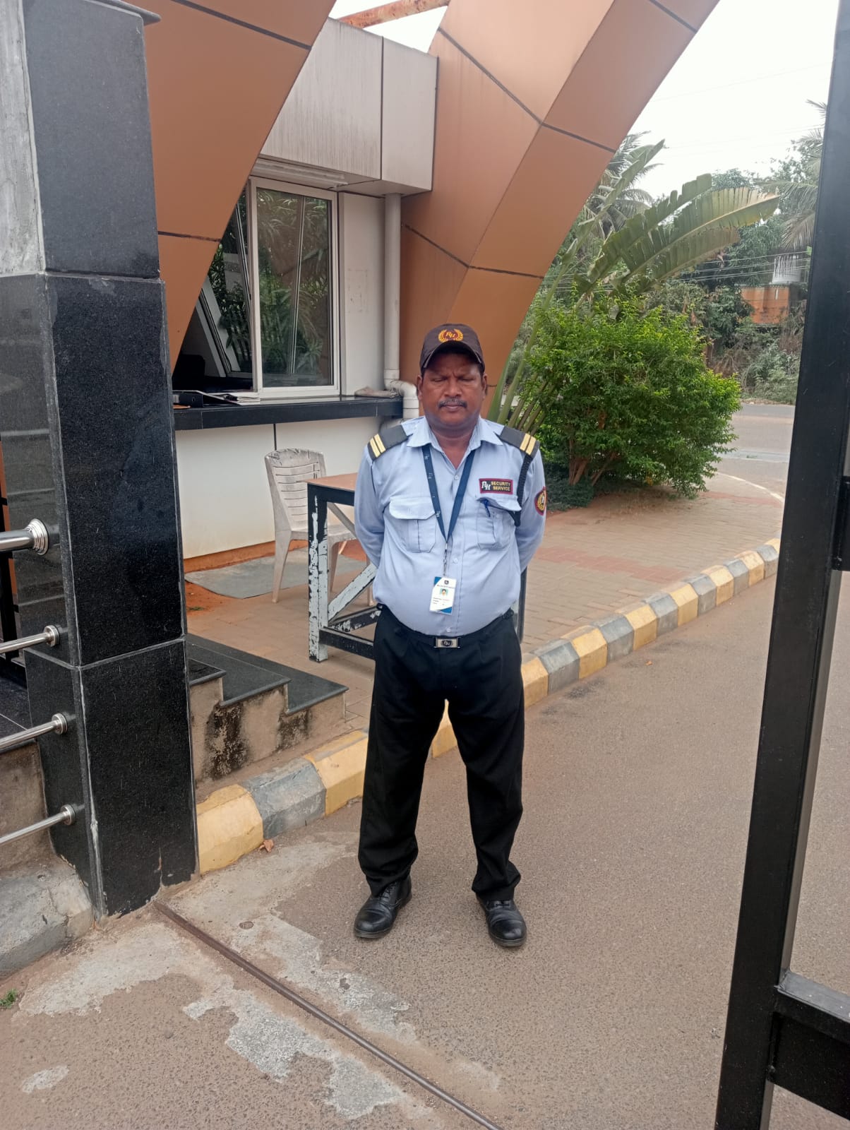 WhatsApp Image 2025-12-18 at 4.31.57 PM (4)